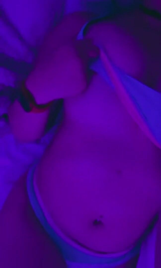 I dare you to undress me with your teeth ONLY