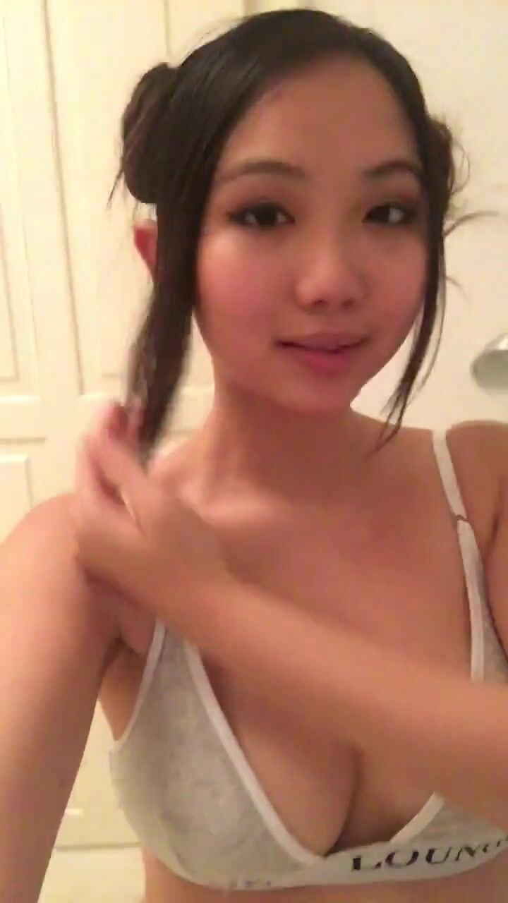 Twin Buns - now in motion picture! Sorry I didn't do a twirl, hope you enjoy anyways ;-)