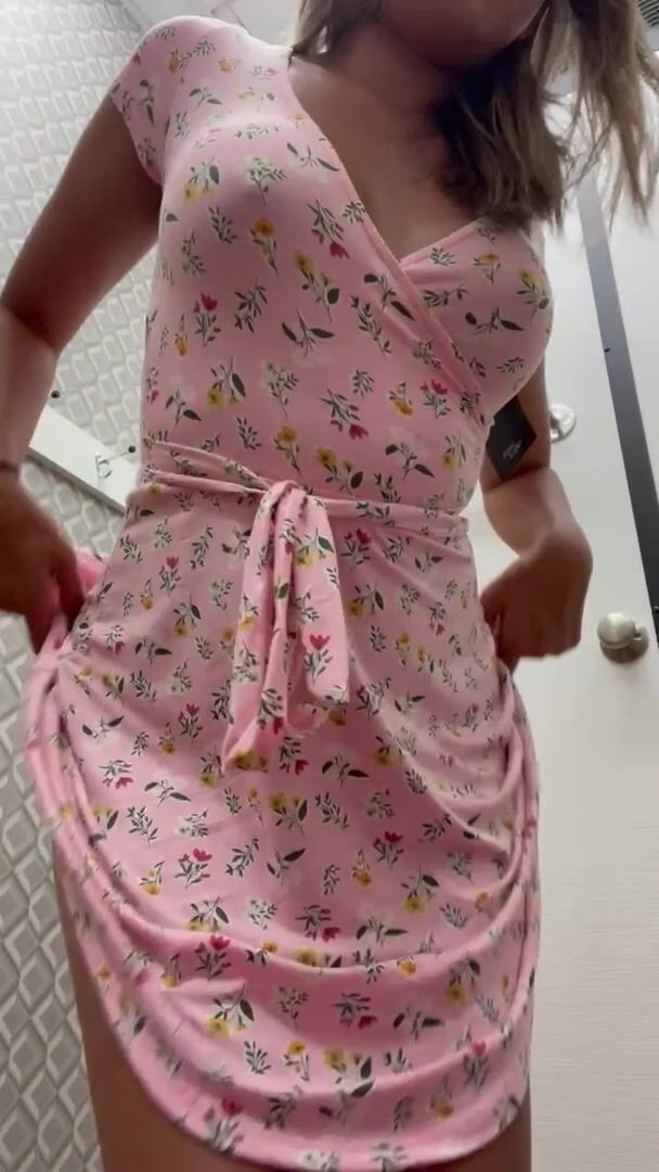 I’m waiting for you in the fitting room