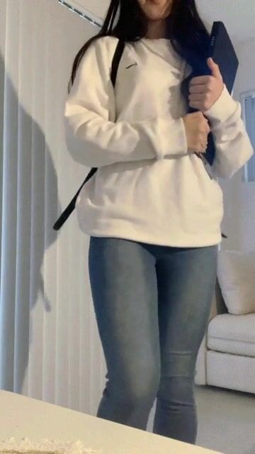 [F][20] Every wondered what that Asian girl looks like underneath all her baggy clothes?