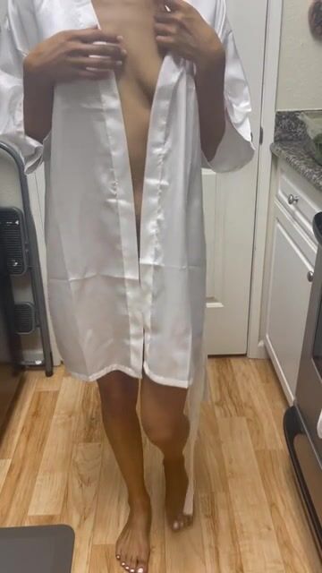 Just got stood up on a date, do you think he missed out?