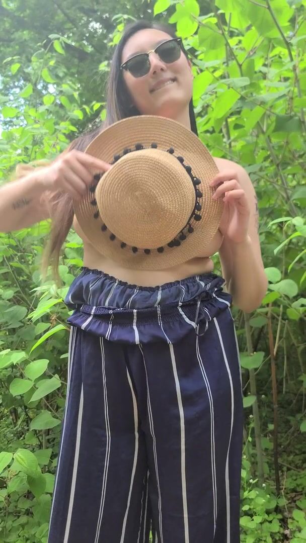 Is this how I am supposed to wear this dress?