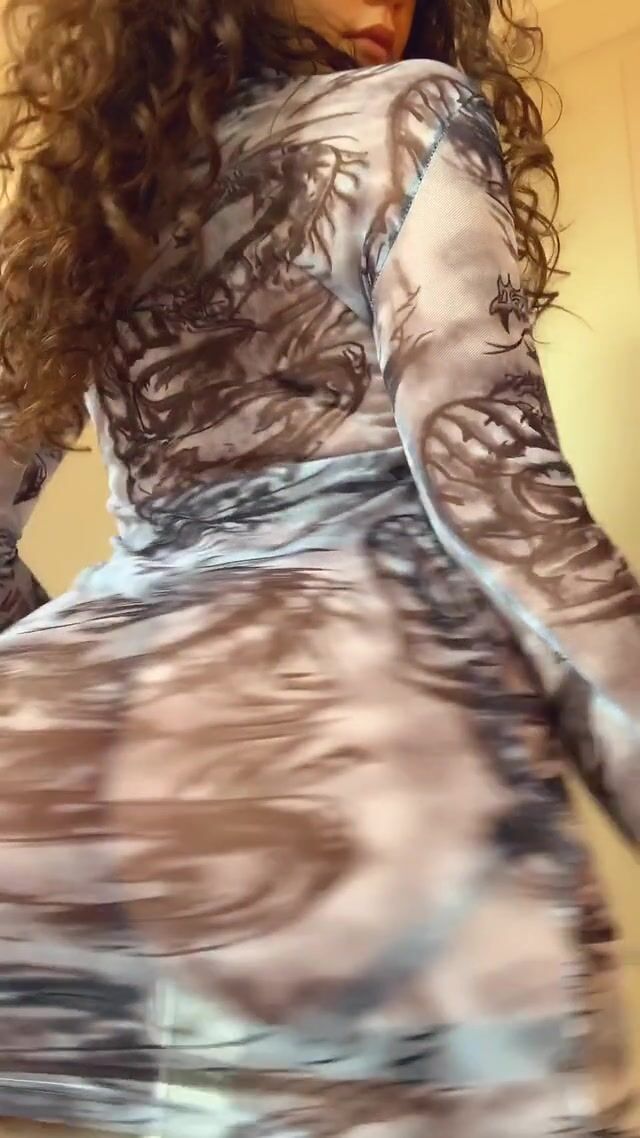 Had to make this a gif to capture just how juicy it really is