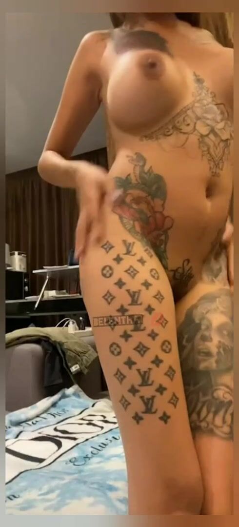 Did you see a big tits big ass asian in your feed today