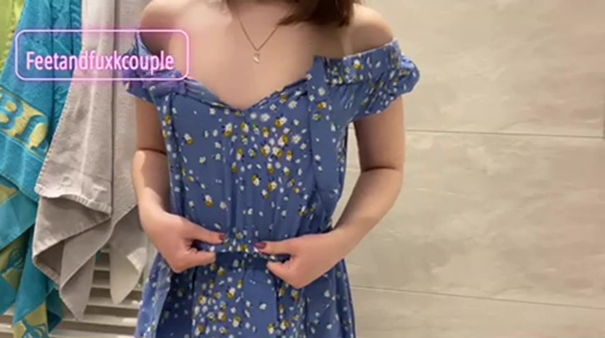 I‘m finally 18 and can make dirty videos like this for you