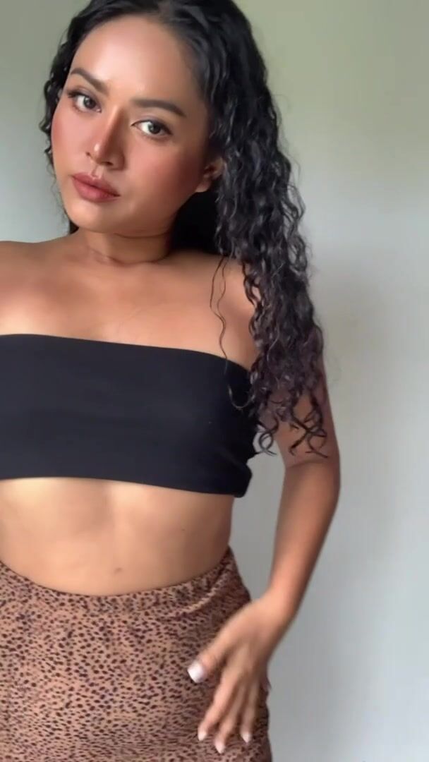 Wish I had someone here to take my clothes off for me