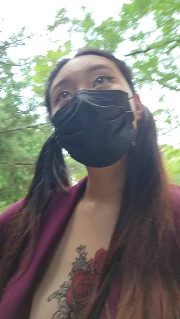 Should I masturbate in this park and record it?