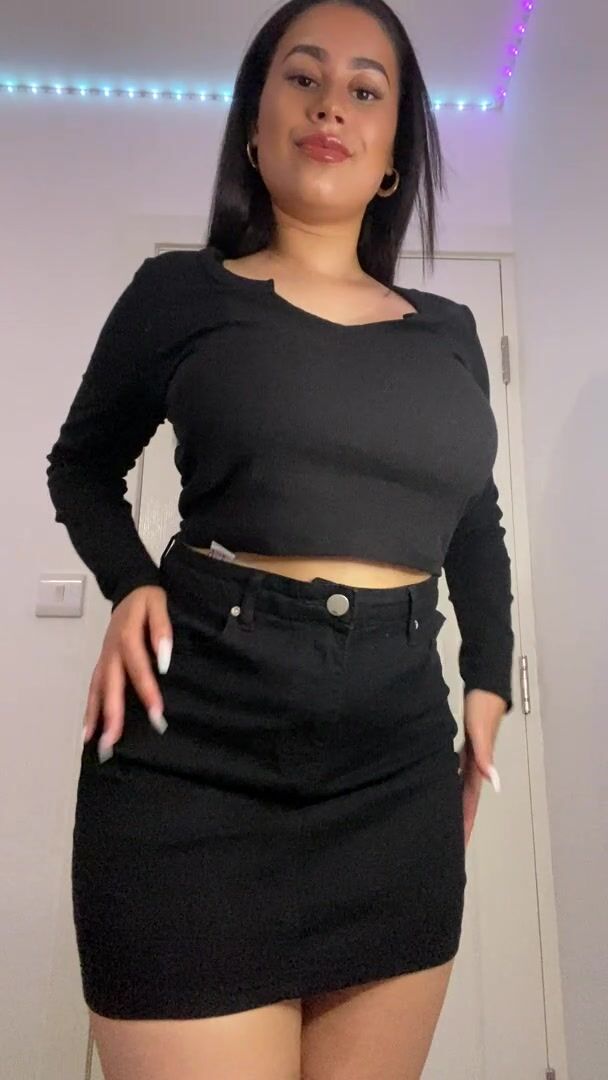 My sister's boyfriend stalks this subreddit…so hey simon ♥️ surprise!