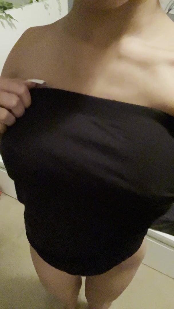 In case you were in the mood for some juicy tits today