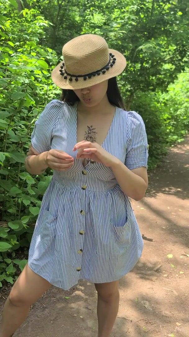 Let's play a game, I show you my tits and you cover them white