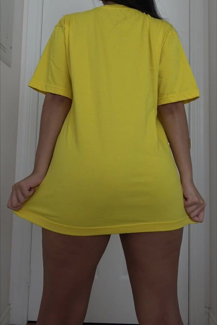 Still learning how to twerk, hope you like how I shake my ass for you!