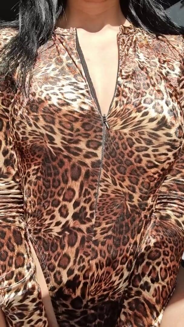 Would you last more than 3 minutes between my natural big perkies?