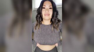 Juicy Asians: Bouncing into Monday with a smile. #2