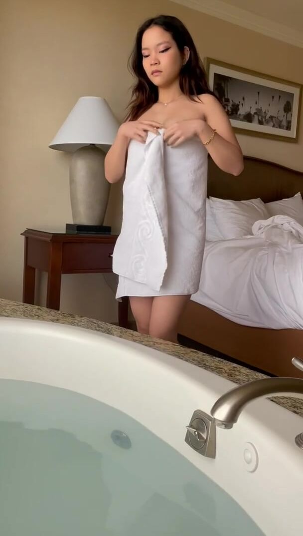 Come take a bath with me?