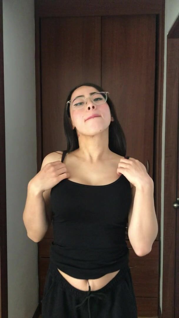 My body isn’t perfect but would you still fuck me ? ????