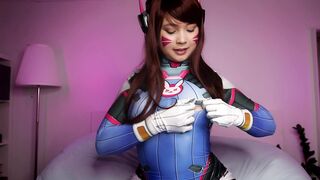 Asian cosplayer fucks her ass and pussy with a dildo №2