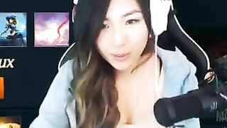 Janet nice cleavage