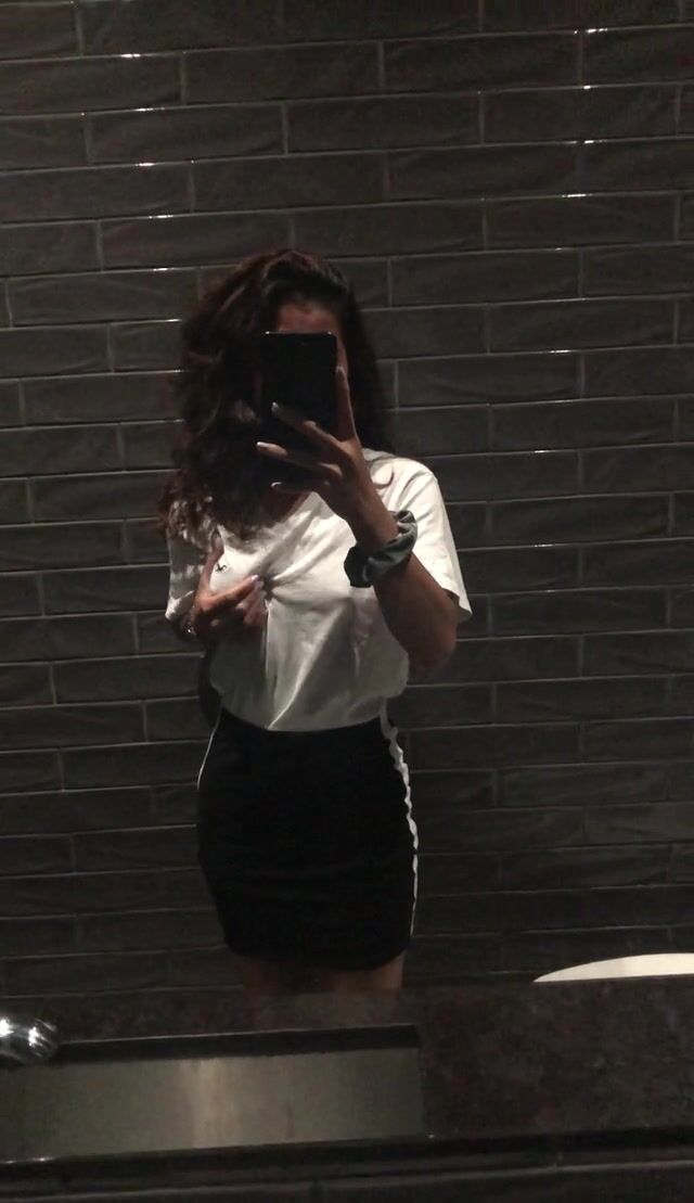 COCKtails make me SO horny ????????