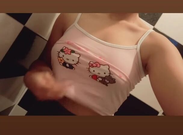 I just want a dick in public ???? can you give it to me ????