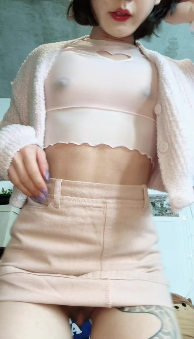 I hope you like girls with tiny tits and big clits!