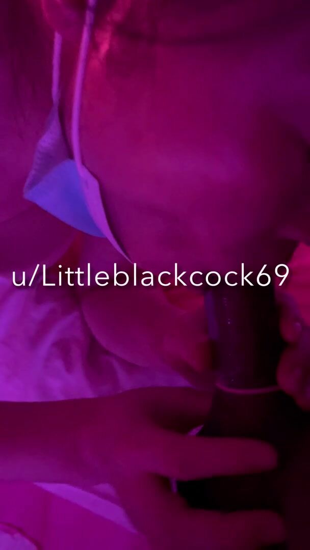 Passionate handless blowjob & balls massaging at the same time