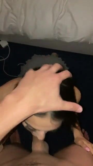 Asian girls give the best head, amirite? ????