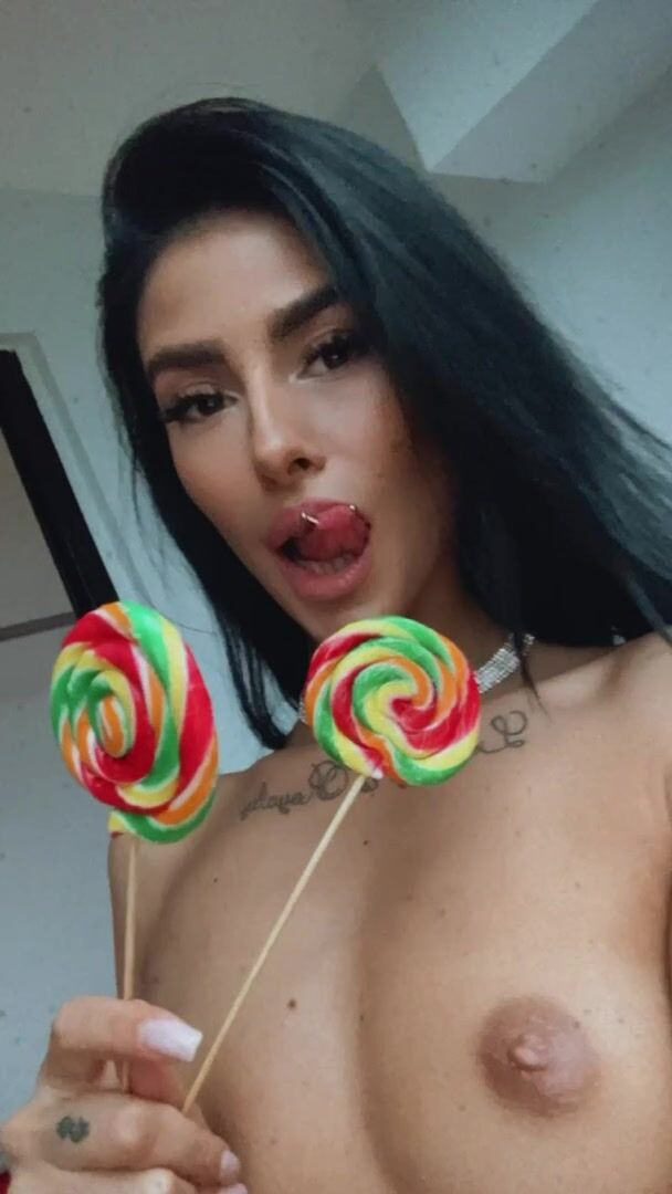 happy holidays! here's a treat for y'all