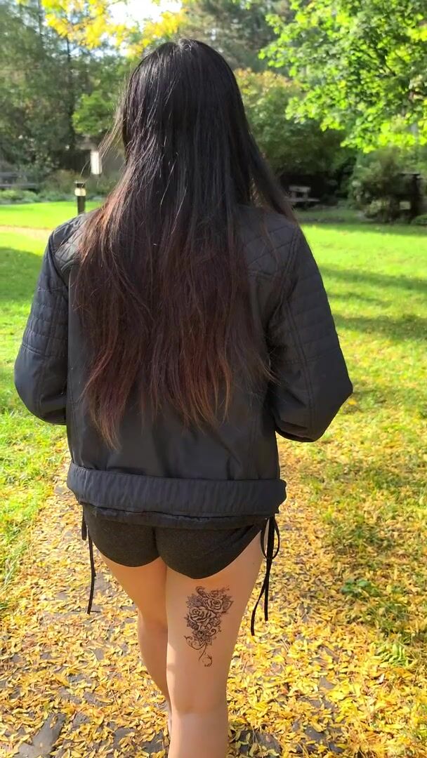 I am kind of turned on by having sex in public and people watching, makes me so fking wet