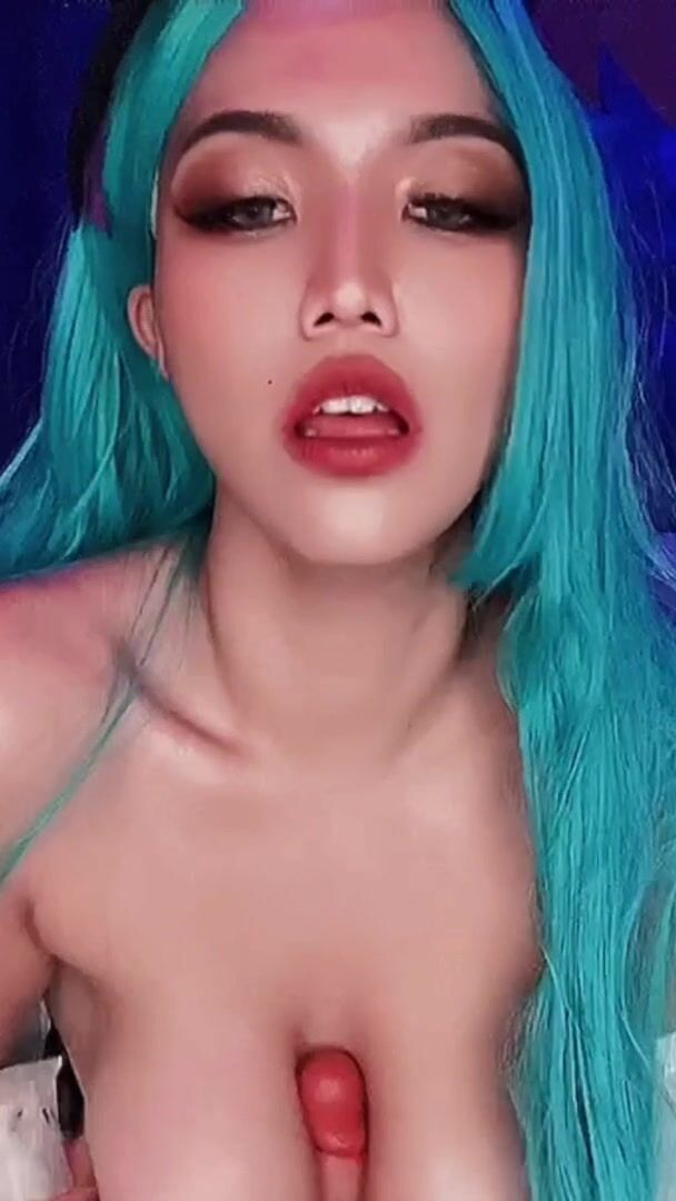 Who's brave enough to tittyfuck a succubus?