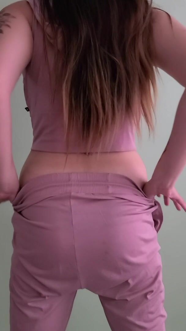 Hi there, good morning my name is Tokyo????????