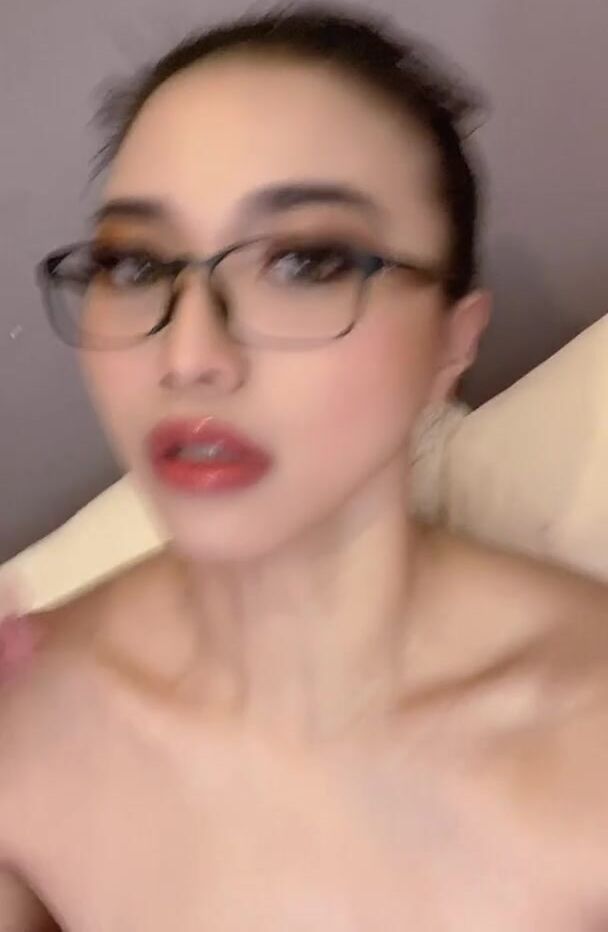 I can’t help but ????. I ❤️ my boobies