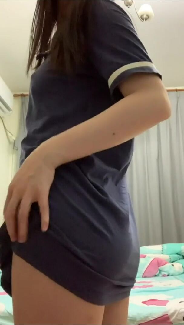 I'm a skinny Japanese college student, but my 